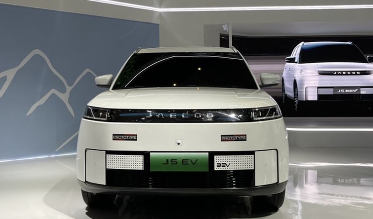Baterai Besar Jadi Andalan JAECOO J5 EV, Mampu Menjelajah 460 Km