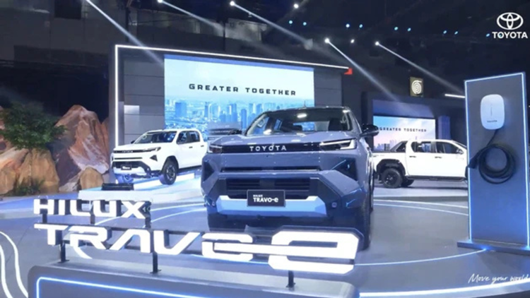 Toyota Hilux Travo-e Resmi Meluncur! Pikap Listrik Rp 766 Jutaan yang Siap Tempur Tanpa Emisi