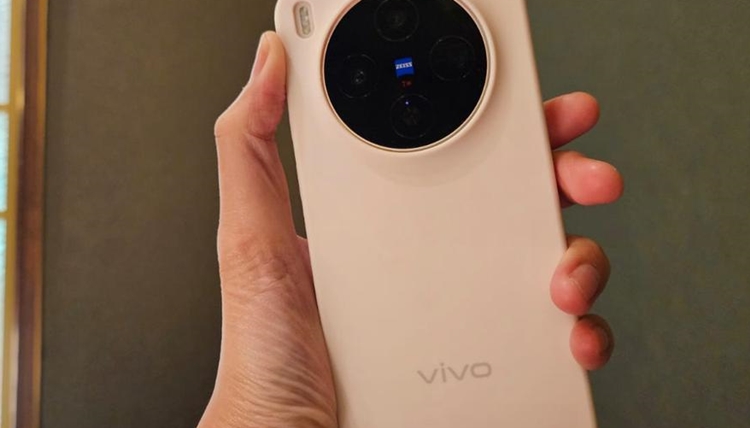 Segera Hadir Vivo X500! Pakai Chipset 2nm Dimensity 9600, Siap Tantang Flagship Premium